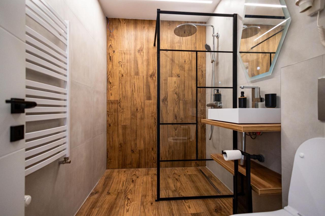 Modern Premium Apartment 1 Tergovistye Kültér fotó