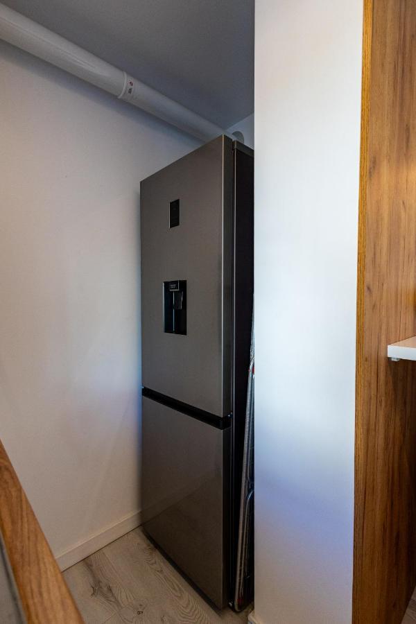 Modern Premium Apartment 1 Tergovistye Kültér fotó