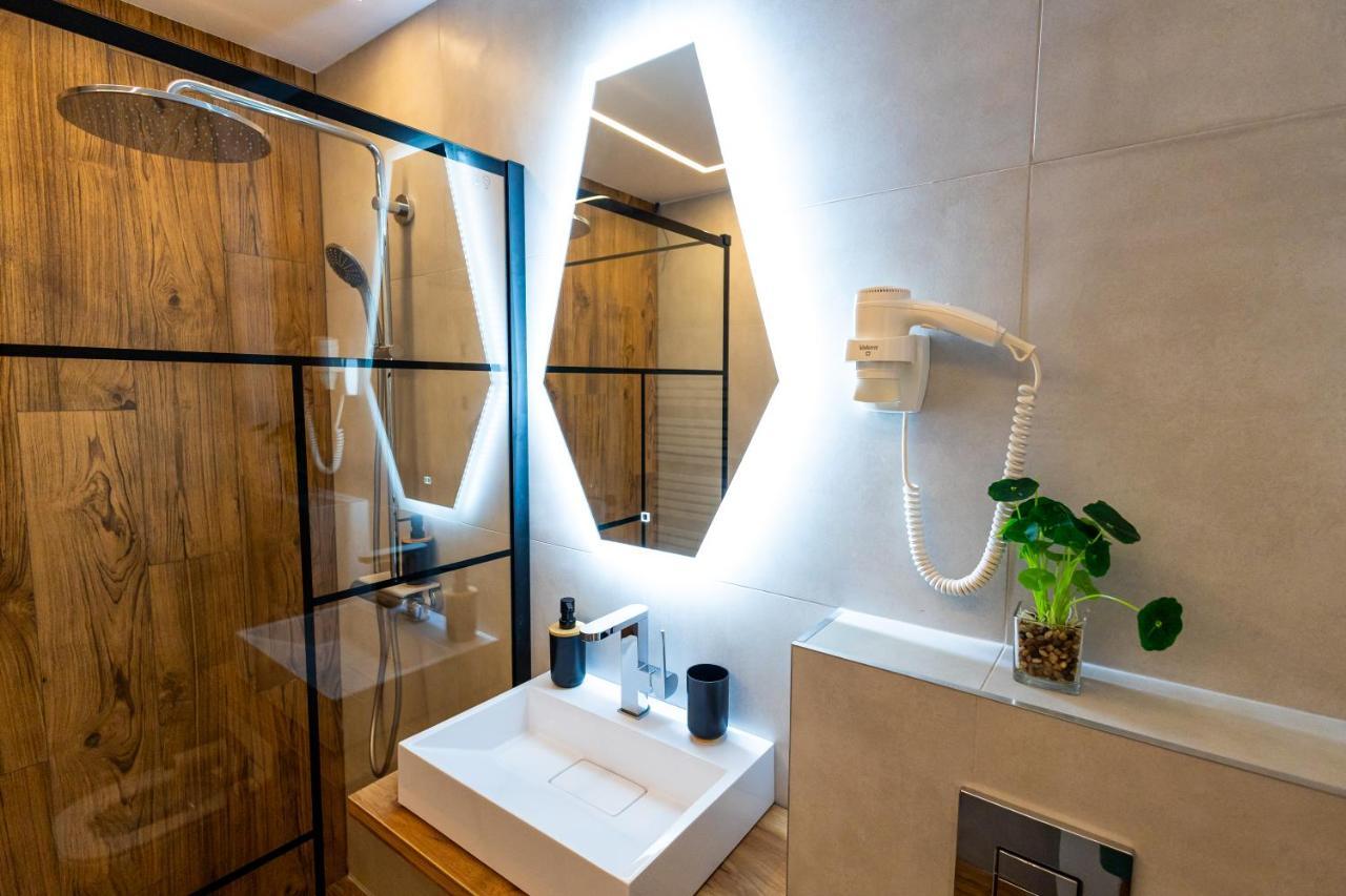 Modern Premium Apartment 1 Tergovistye Kültér fotó