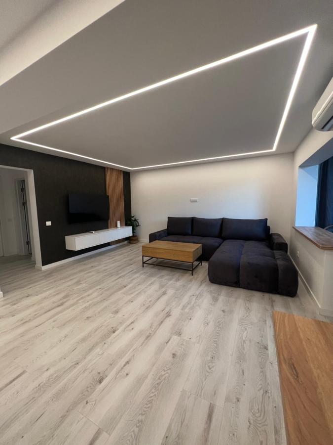 Modern Premium Apartment 1 Tergovistye Kültér fotó