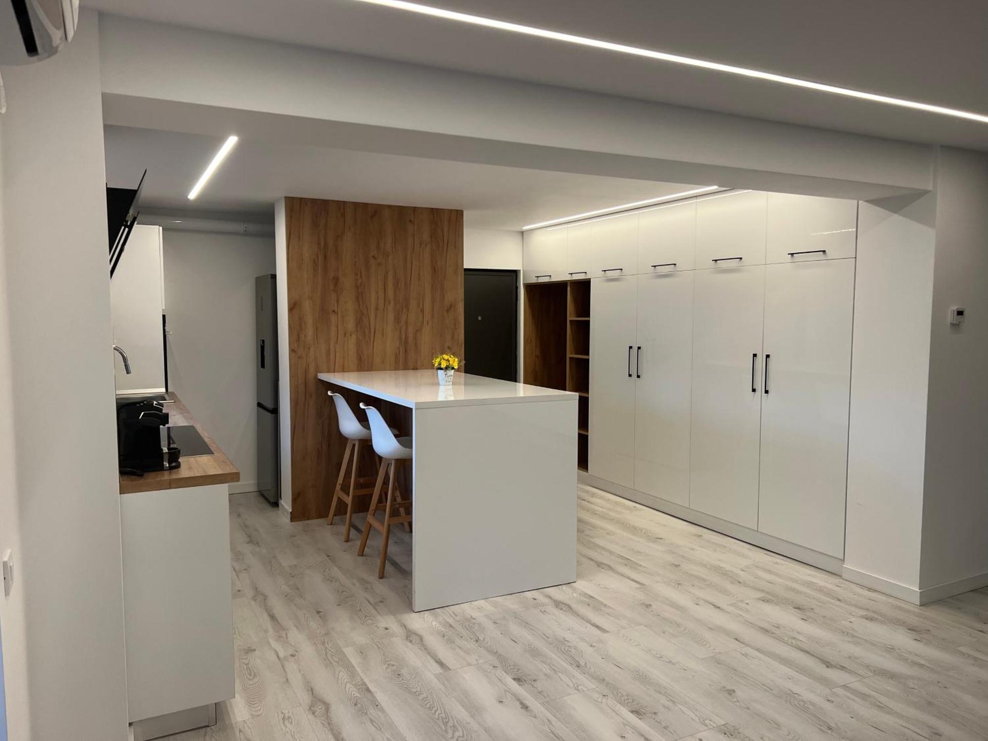 Modern Premium Apartment 1 Tergovistye Kültér fotó