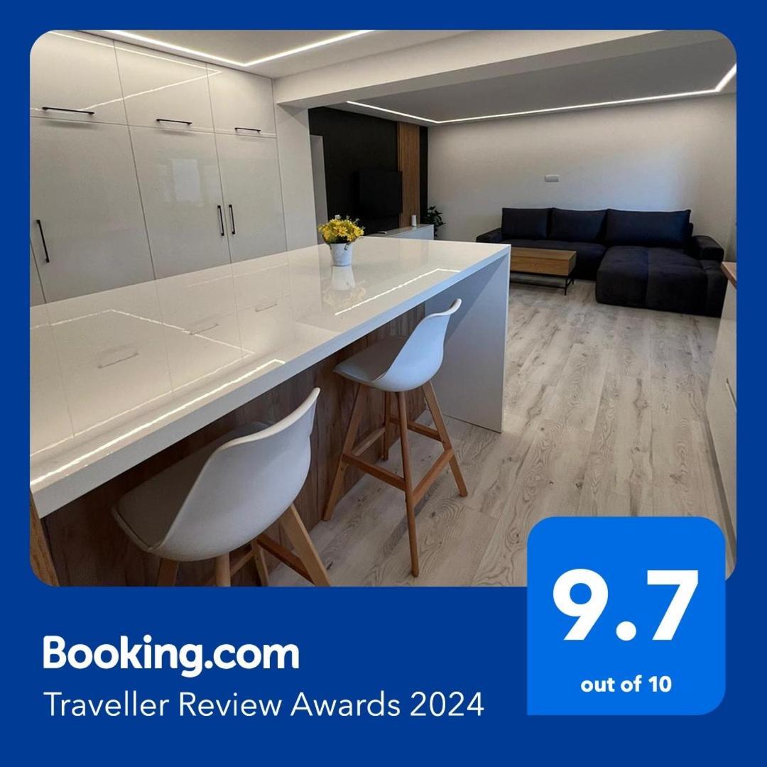 Modern Premium Apartment 1 Tergovistye Kültér fotó